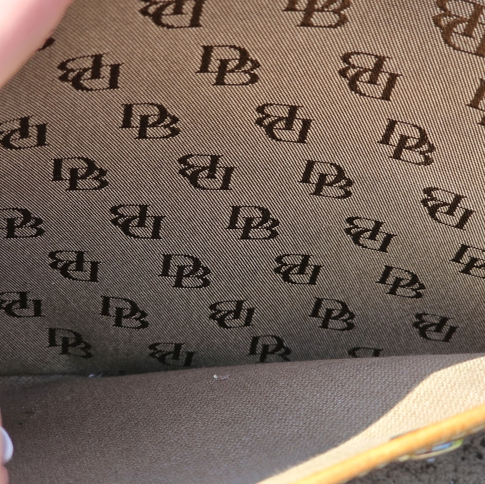 Dooney & Bourke Cabriolet Monogram tan canvas leather flap messenger crossbody - Picture 6 of 15